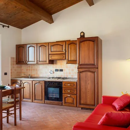 Lavish Holiday In With Swimming Pool Casa vacanze